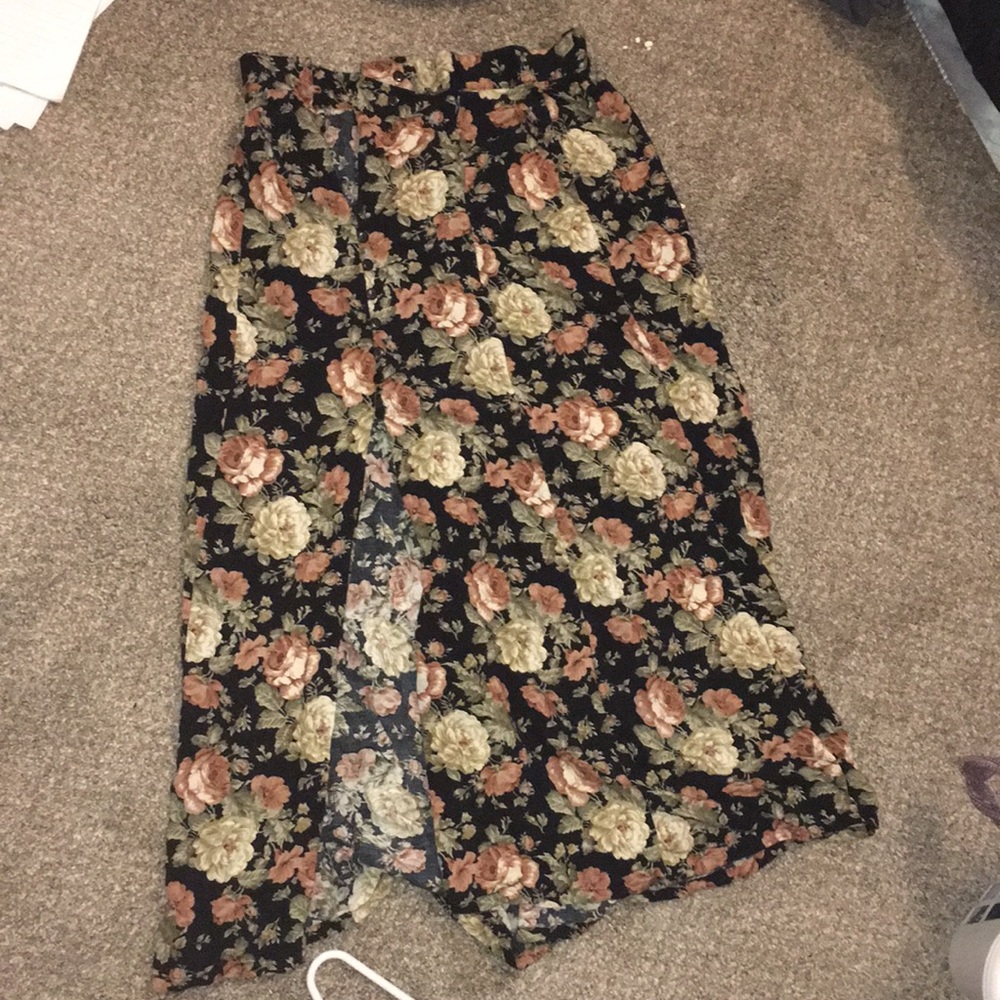 Maxi skirt